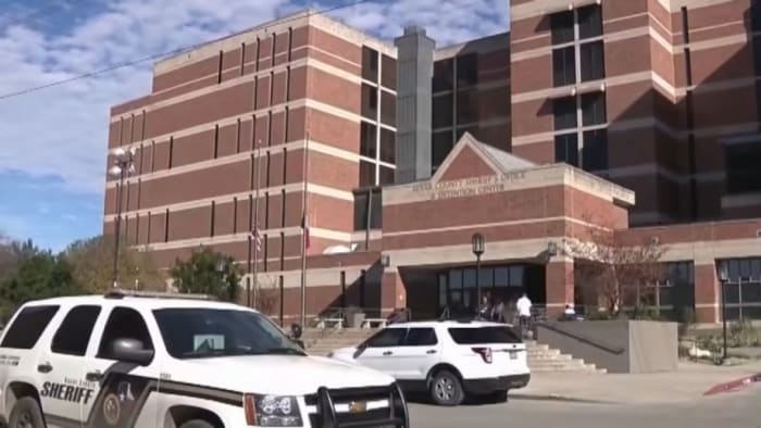 Bexar County Jail inmate found dead in cell after suffering medical episode, BCSO says