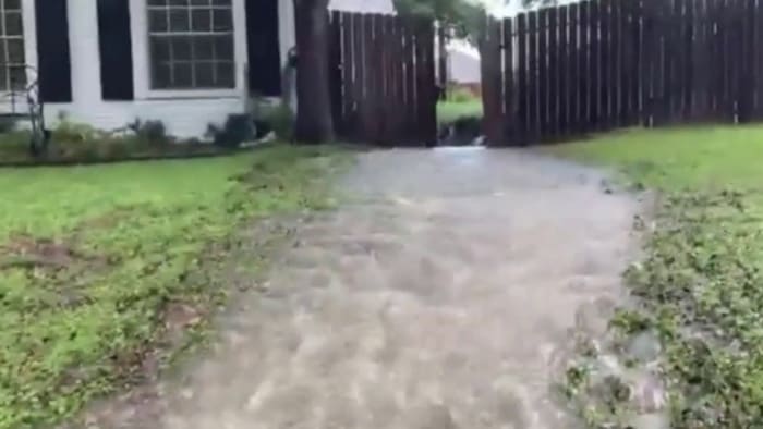 ‘Unthinkable:’ Neighbors recount widespread flooding damage as city starts construction in Encino Park