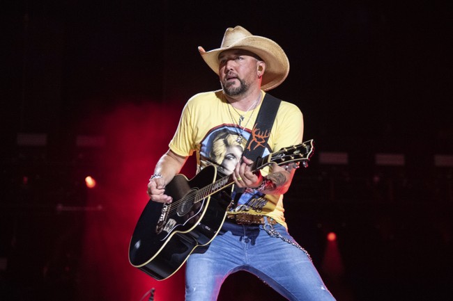 Surprise Virtual Guest Sends Crowd Wild at Jason Aldean Concert