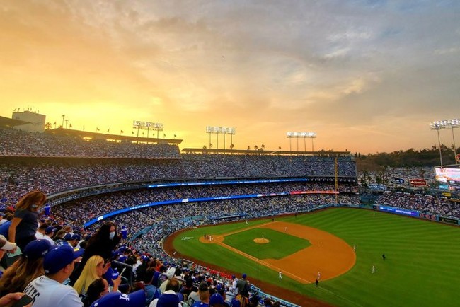 Smash Hit! Dodgers Take World Series Game 1 Against Yankees in Extra Innings in Spectacular Fashion