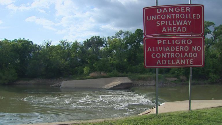 Police: Body recovered from Trinity River in Fort Worth