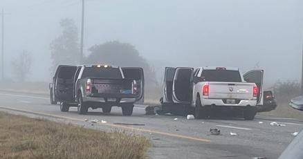 Fatal multiple-vehicle wreck on US Highway 77 N