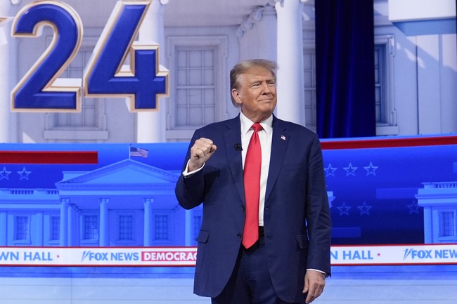 Donald Trump Has Agreed to an Upcoming Town Hall With Fox News, and That Is Both Good AND Bad