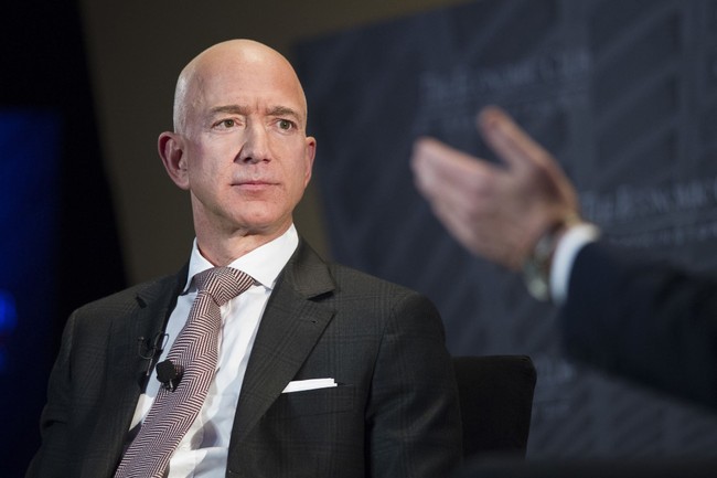 Jeff Bezos Weighs in on WaPo Endorsement Drama: ‘Our Profession Is Now the Least Trusted of All’