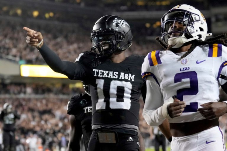 Texas A&M remains unbeaten in SEC play, Reed sparks big 2nd half in 38-23 win over LSU