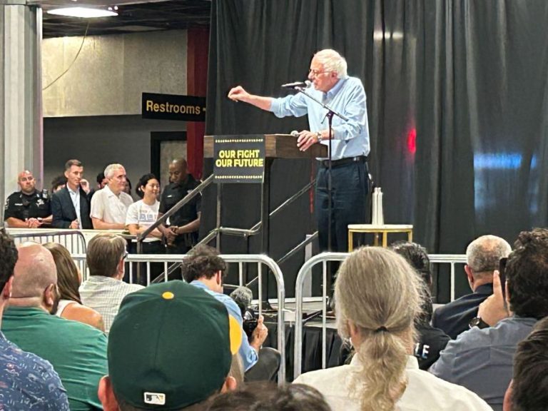 State of Texas: Can Texas turn blue? Bernie Sanders is working on it