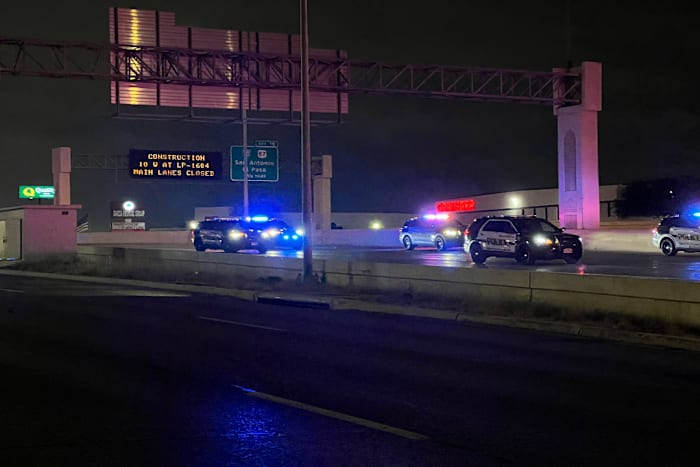 Man hit by VIAtrans van after attempting to cross highway dies, SAPD says