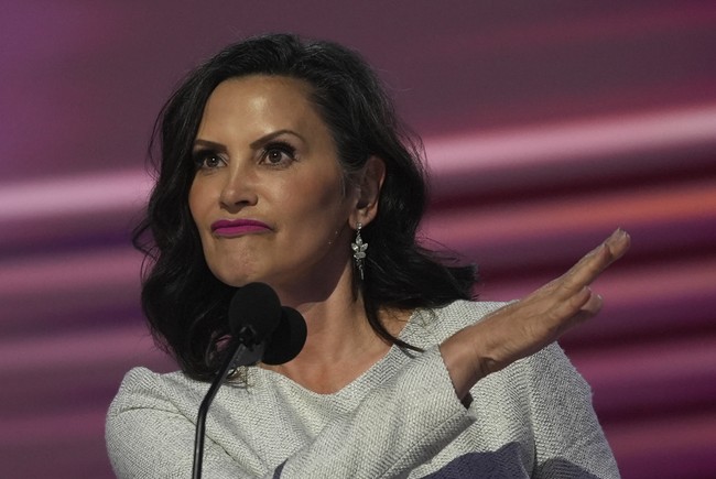 Gretchen Whitmer Finally Explains Her OnlyFans-Esque Chip-Feeding Video, and It Makes No Sense At All