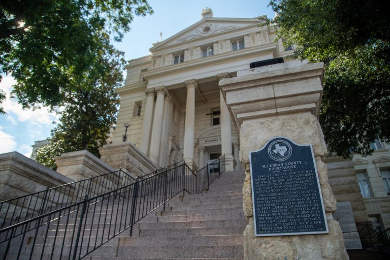 Democrats aim to unseat Republicans on Texas Supreme Court