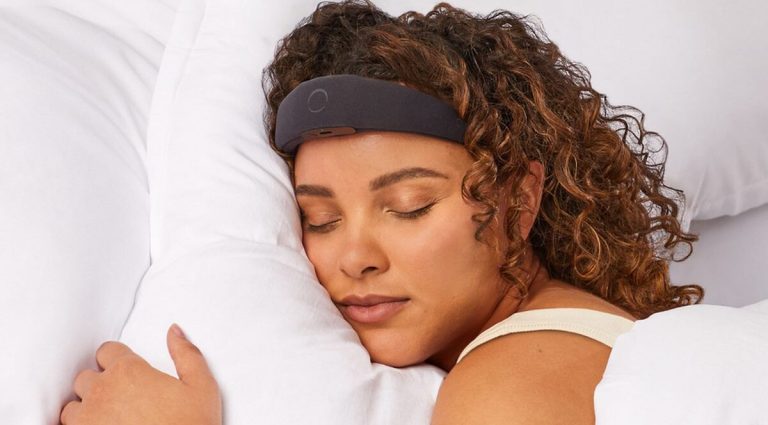 Device from MIT Startup Helps People Fall Asleep–Putting Your Mind on ‘Do Not Disturb’