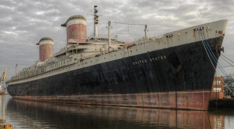 A Celebrated Ocean Liner Is Being Turned into the World’s Largest Artificial Reef