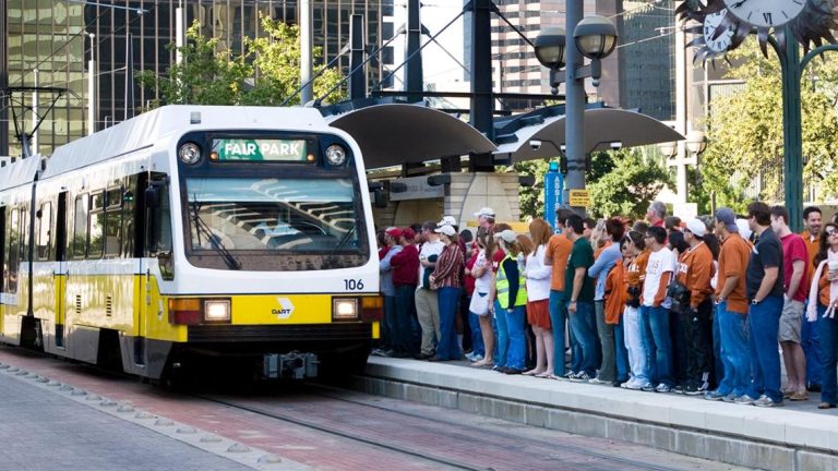 DART to increase services for fans heading to the State Fair of Texas and the Red River Rivalry game Saturday