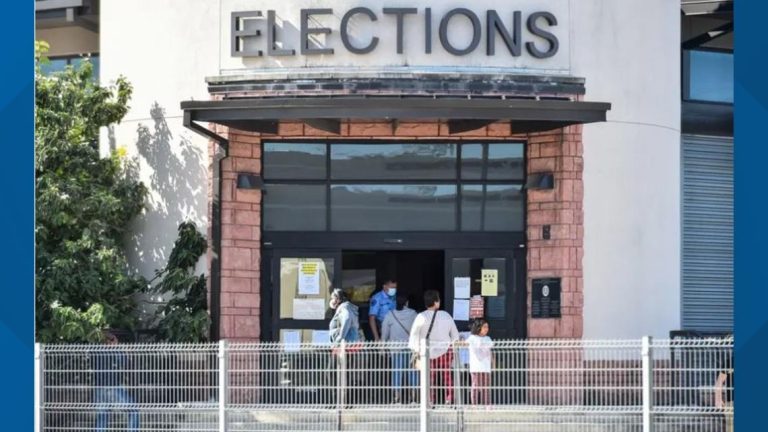 Election clerk allegedly assaulted during early voting in San Antonio