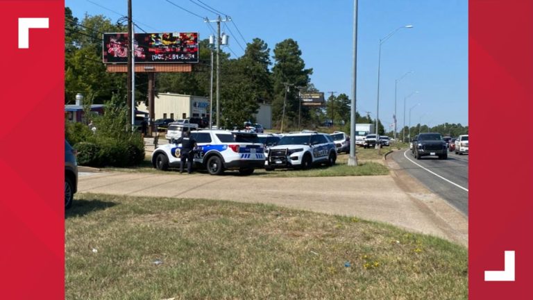 1 dead, suspect getting questioned after shooting at taqueria in Tyler