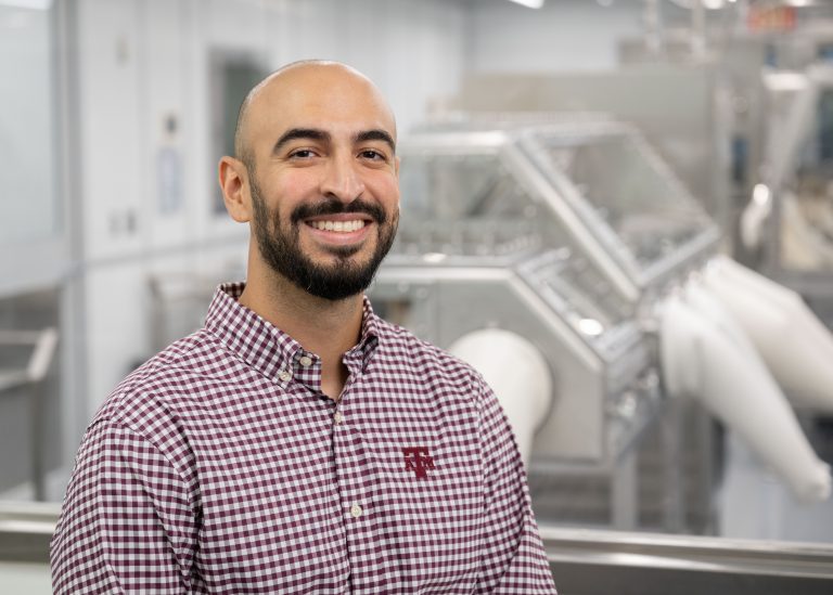 Lead Astromaterial Curation Engineer Salvador Martinez III