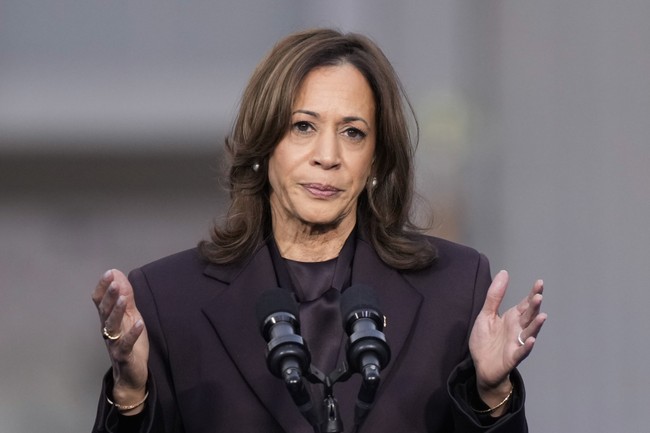 What Environment? Kamala Campaign Blew Through Staggering Amounts of Cash on Private Jets