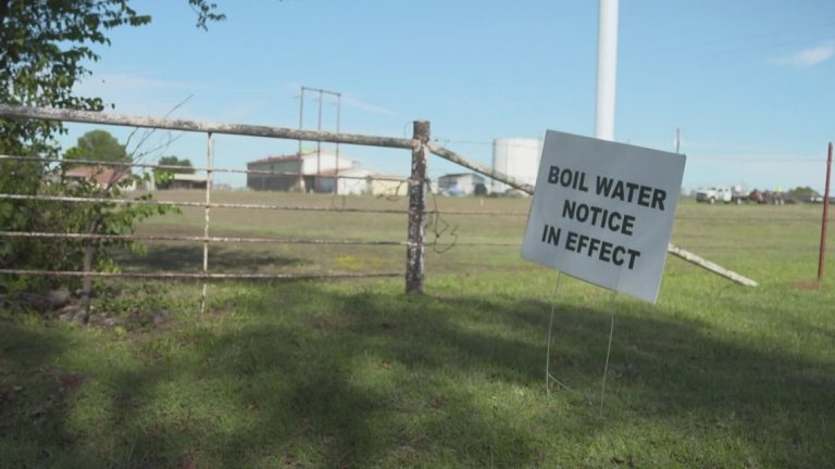 Alvord, Texas, under boil water advisory after leak from fire hydrant