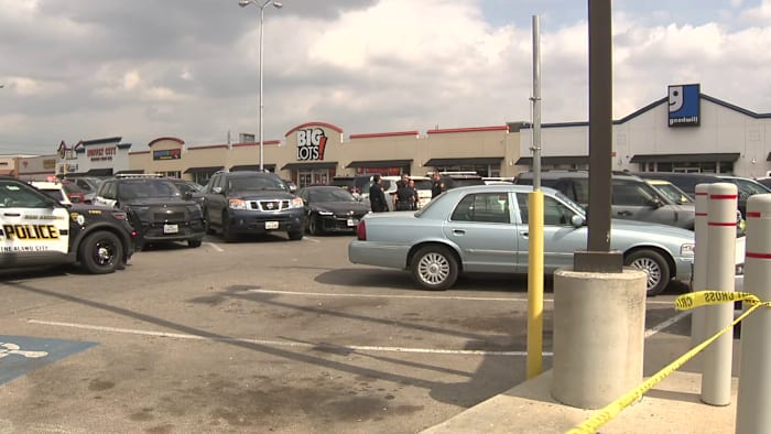 Man injured, suspect in custody after shooting at Southeast Side Big Lots parking lot, SAPD says