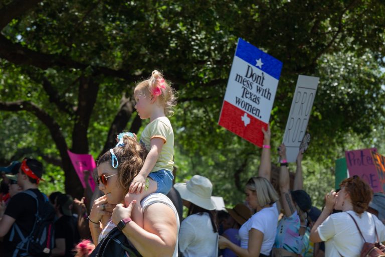 Taxpayers Fund Post-‘Roe’ Business Boom for Anti-Abortion Pregnancy Centers in Texas