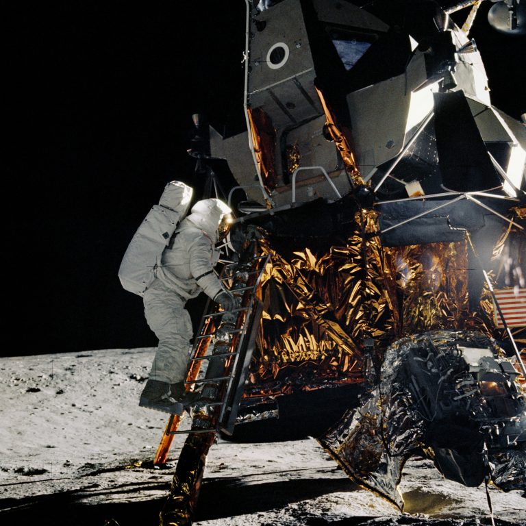 On This Day: Apollo 12 Lands on the Moon