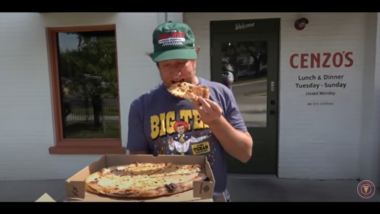 Barstool Sports’ Dave Portnoy reviews another Dallas slice, Cenzo’s Pizza & Deli