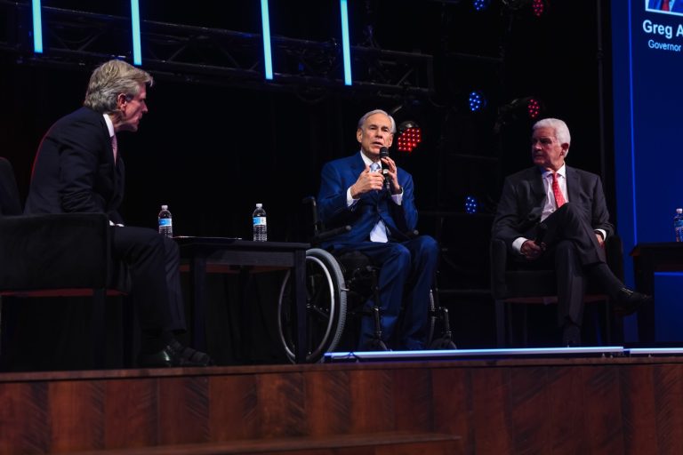 Governor Abbott Touts Texas’ Robust Energy Industry At Dallas Citizens Council