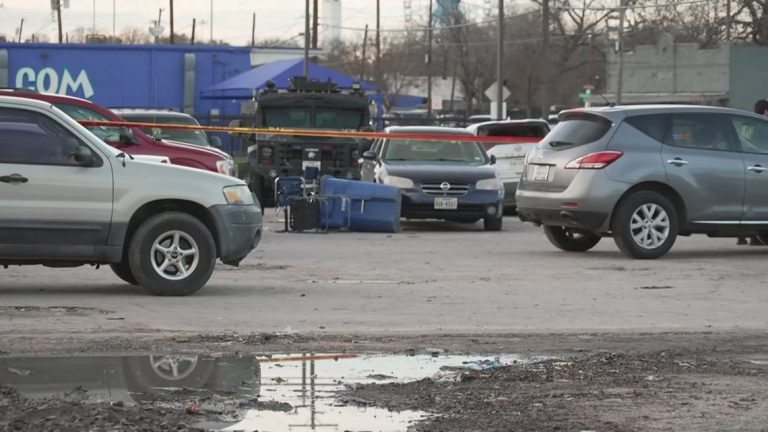 Man dead after leading police on chase, firing at officers before crashing in South Dallas, police say