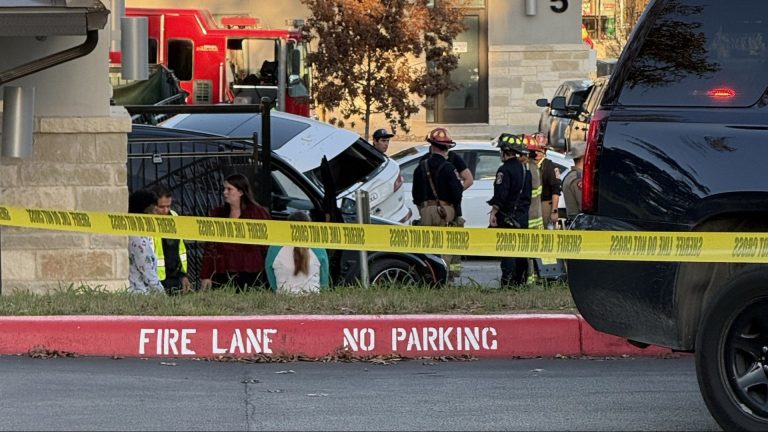 Teacher killed, at least 5 children injured in crash at Montessori school on I-10 in NW Bexar County, BCSO says