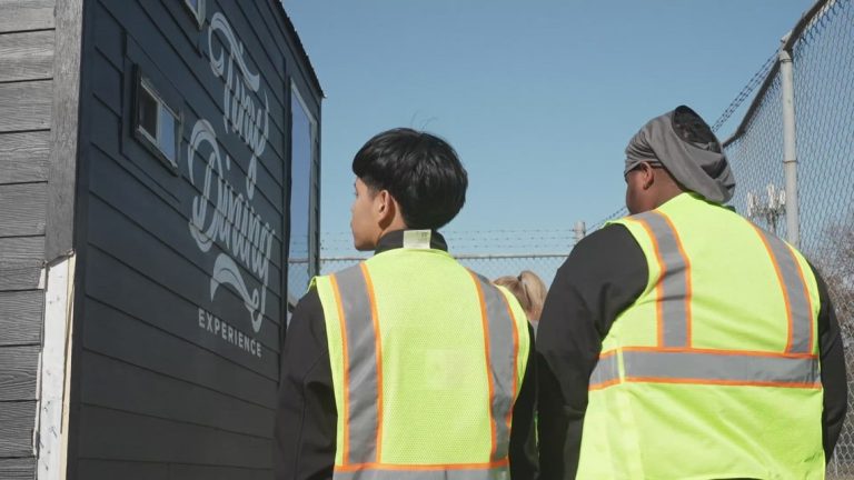 Dallas students to help build tiny home for a homeless veteran