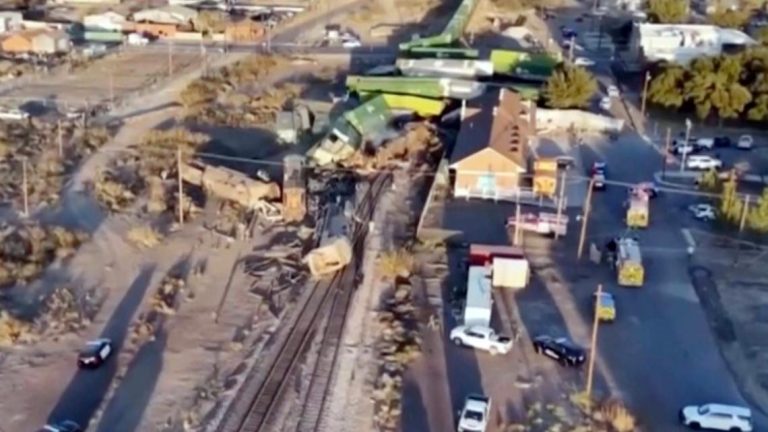 2 killed, 3 injured when freight train derails in small West Texas city after collision