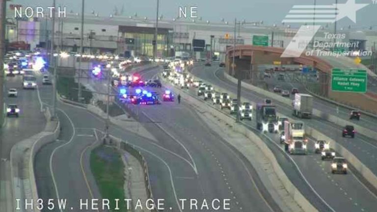 I-35W southbound lanes shut down in Fort Worth after shooting suspect leads police on a chase, shoots himself, officials say