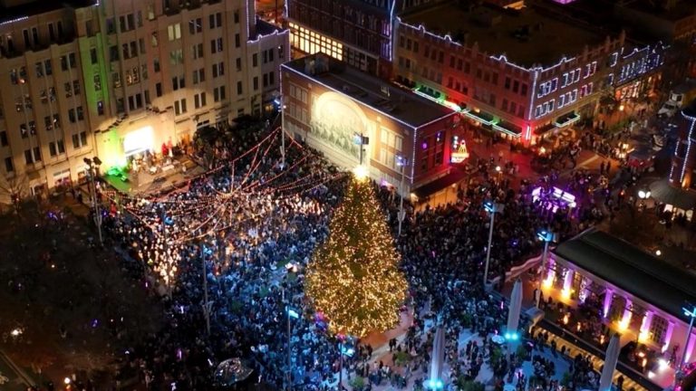 Fort Worth prepares for record New Year’s Eve crowd at Sundance Square as tens of thousands pack downtown Tuesday night