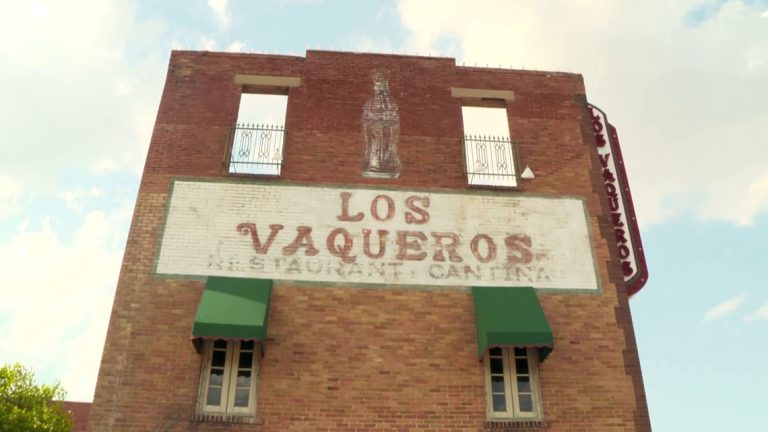 New address for old Fort Worth favorite Los Vaqueros