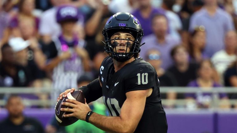 Hoover passes for 4 TDs as TCU beats Louisiana-Lafayette 34-3 in the New Mexico Bowl