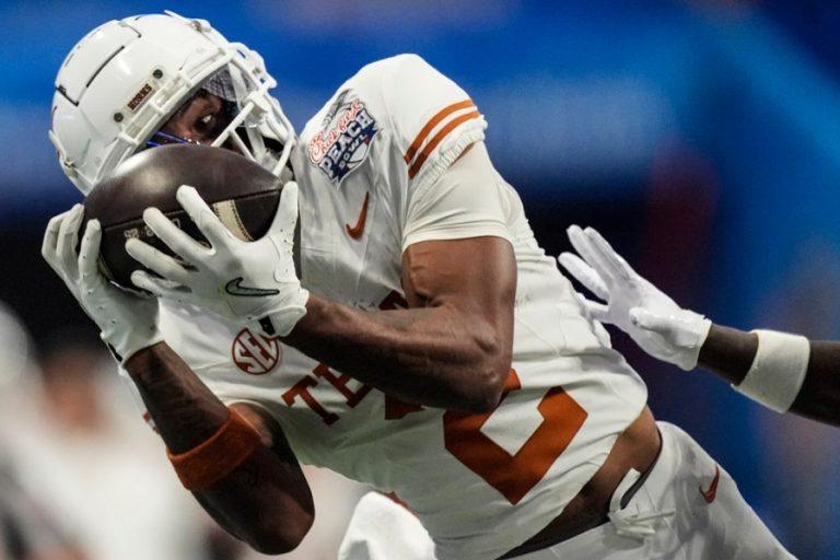 Texas outlasts Arizona State 39-31 in 2OT thriller at Peach Bowl, advances to CFP semifinals