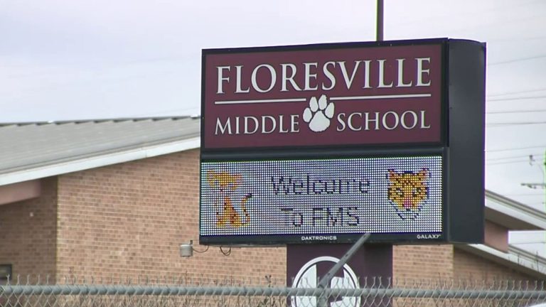 Mixed reactions to Floresville ISD’s proposed 4-day school weeks