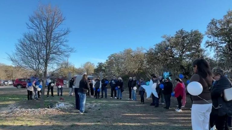 Loved ones honor Northside ISD teacher with balloon release one year after fatal classroom incident