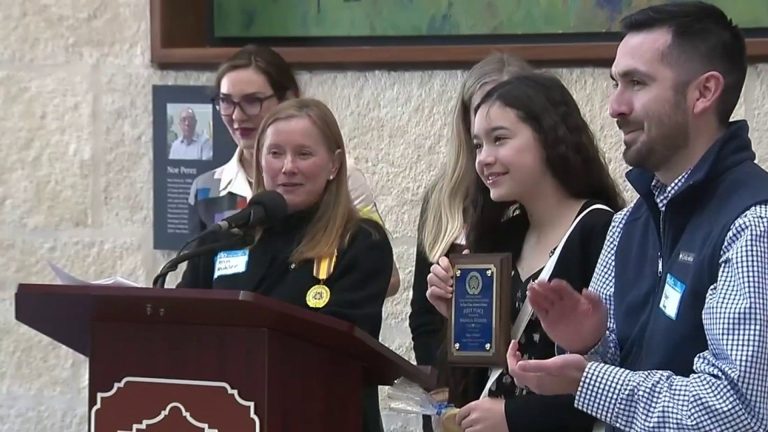 San Antonio-area students win laptops, cash in Battle of Flowers’ essay contest