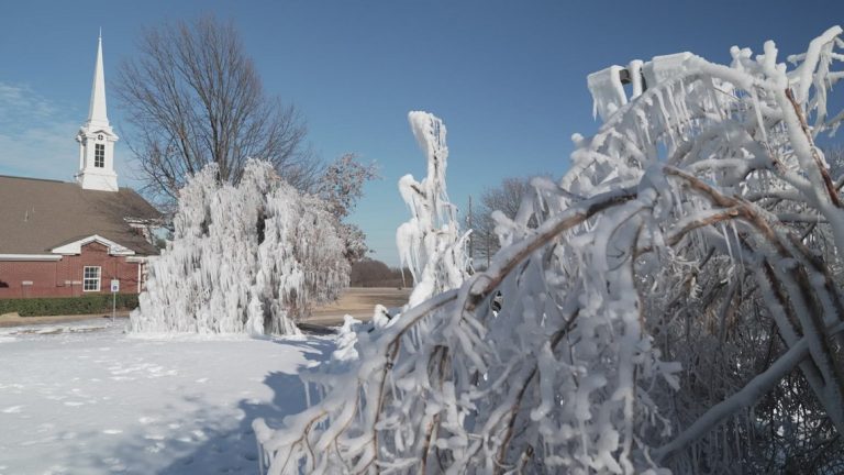 Burst water mains create ‘winter wonderland’ scenes in Frisco and Carrollton