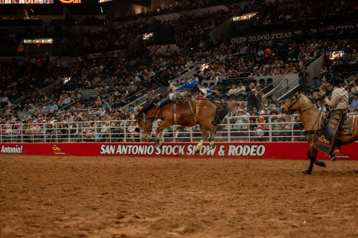 San Antonio Stock Show & Rodeo to remain open during cold front