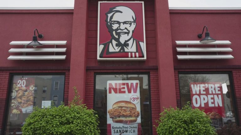 KFC will relocate its headquarters from Louisville to Plano