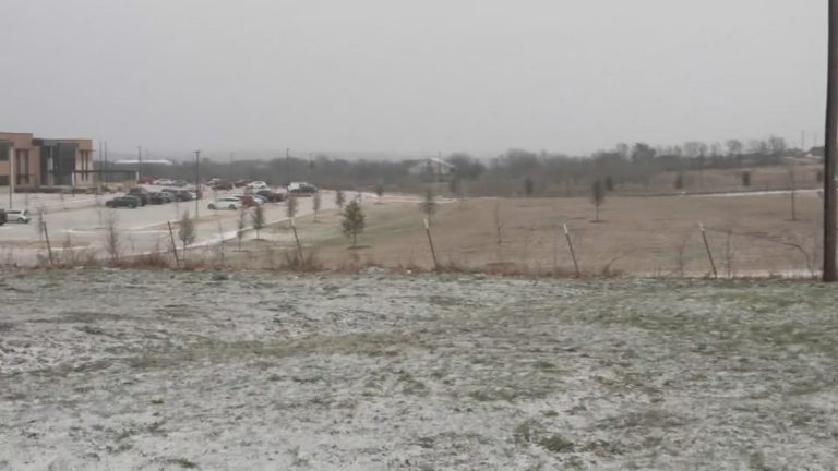 Parker County sees flurries of snow early Wednesday