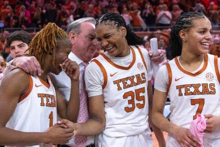 No. 2 Texas in position for SEC regular season title