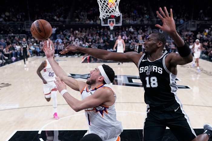 San Antonio Spurs sign center Bismack Biyombo to second 10-day contract