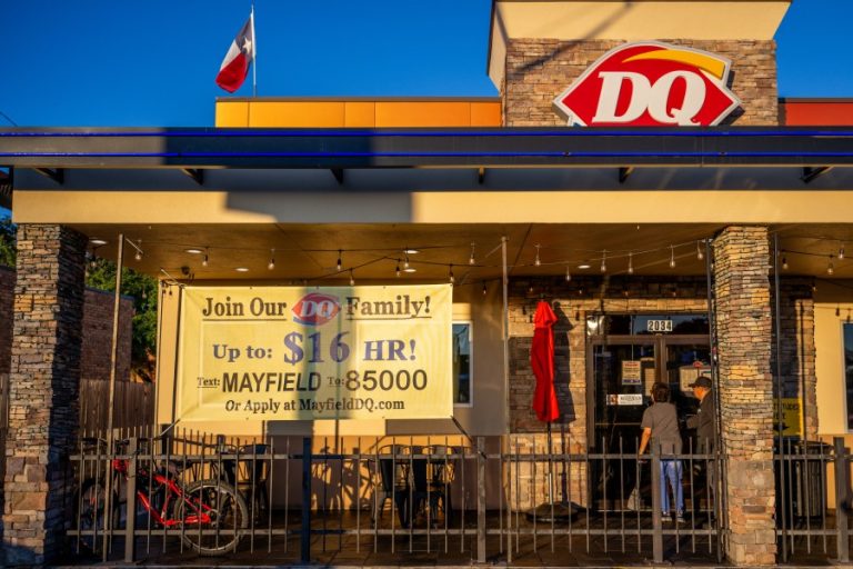 24 Texas Dairy Queen restaurants to close, items up for auction