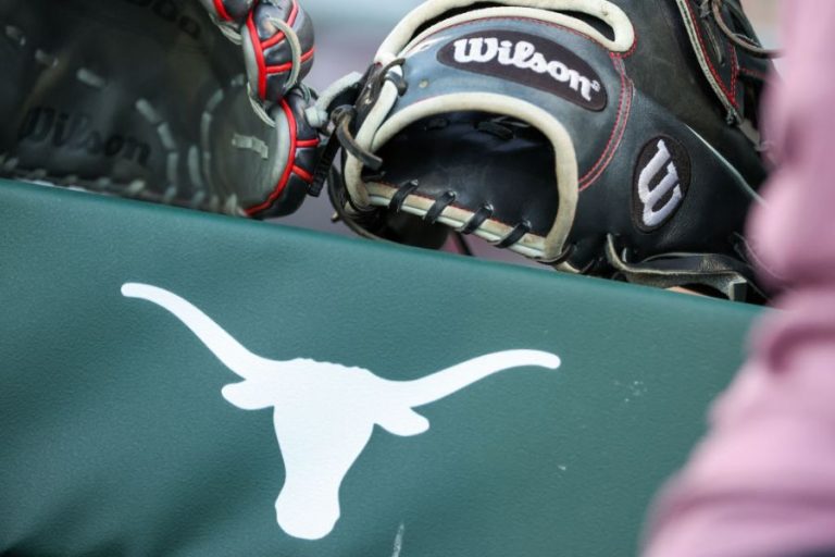 No. 16 Texas wins Shriners Children’s College Showdown at Globe Life Field