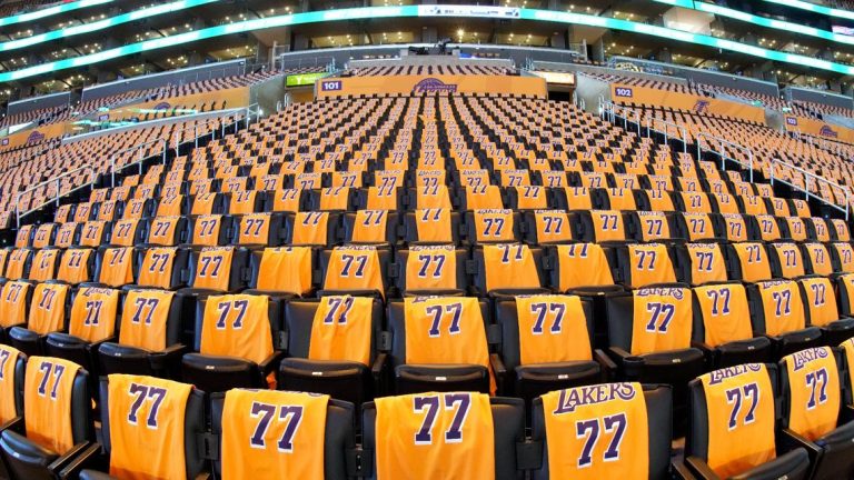 Lakers giving away thousands of Luka Doncic jersey shirts in his debut