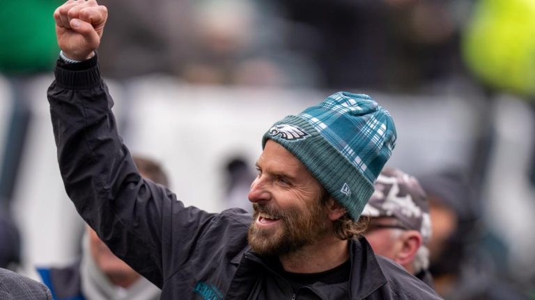 Where is Bradley Cooper from? A look at famous Eagles and Chiefs fans