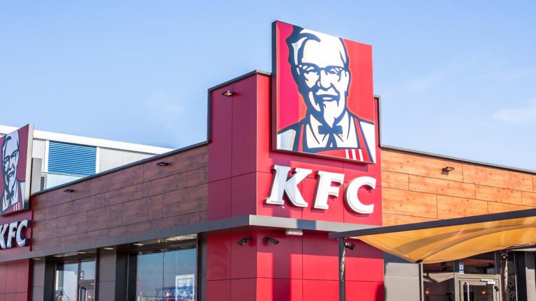 KFC plans to move corporate employees in Louisville to North Texas