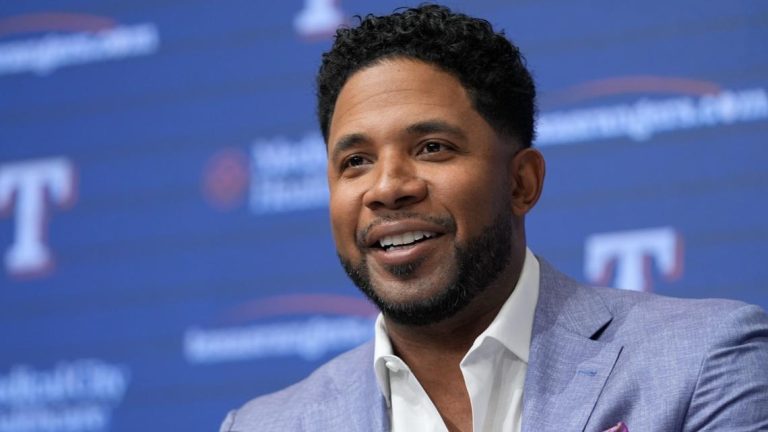 Elvis Andrus named to Rangers Hall of Fame